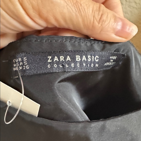 Zara Elegant Black One-Shoulder Top - Picture 2 of 4